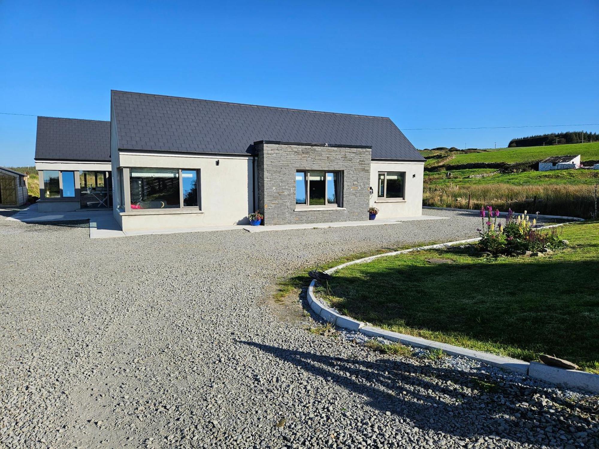 Suaimhneas Guest House Lahinch Exterior photo